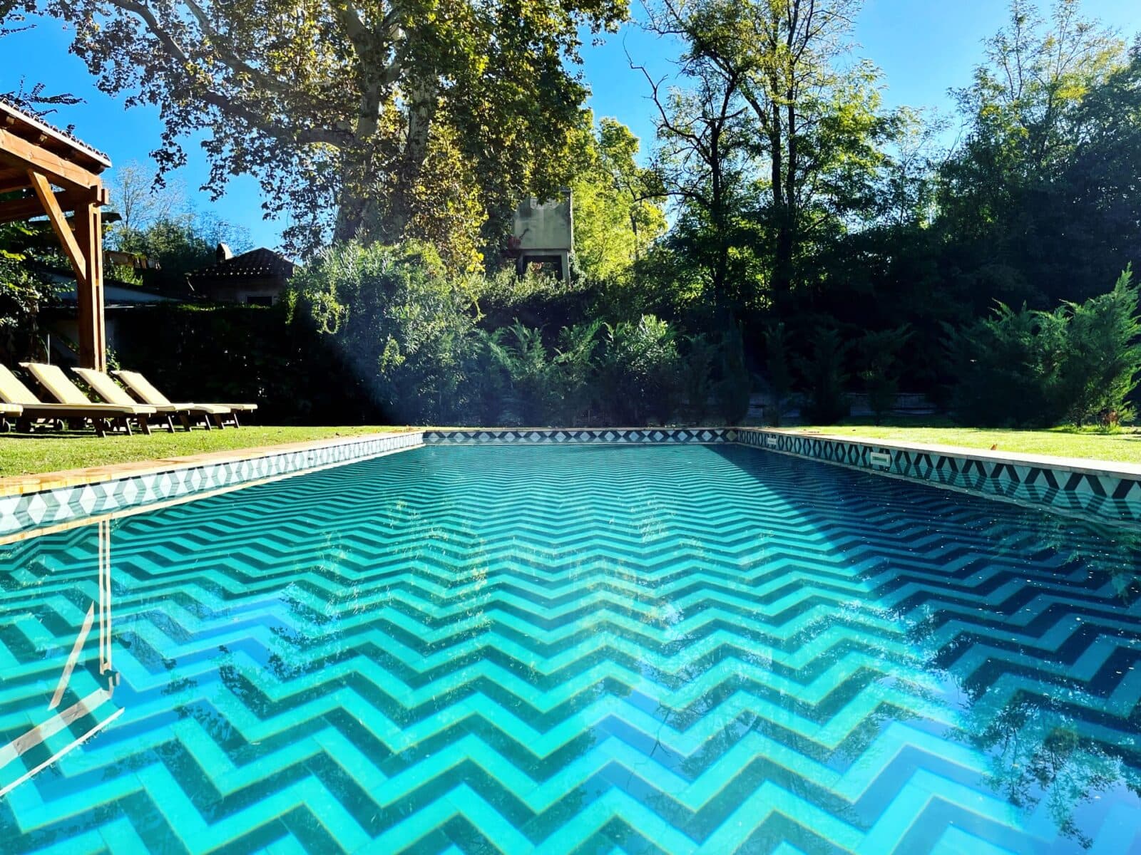 Beautiful chateau pool